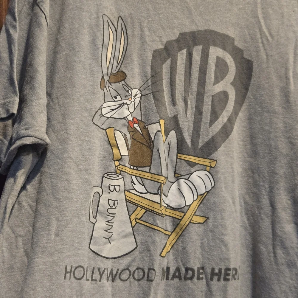 Warner Bros Gray Studio Tour T-Shirt - Picture 2 of 9